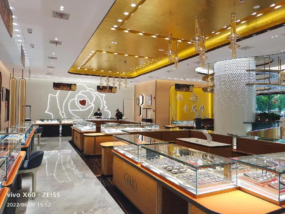 Ma 'anshan Laofengxiang Jewelry Lighting Case