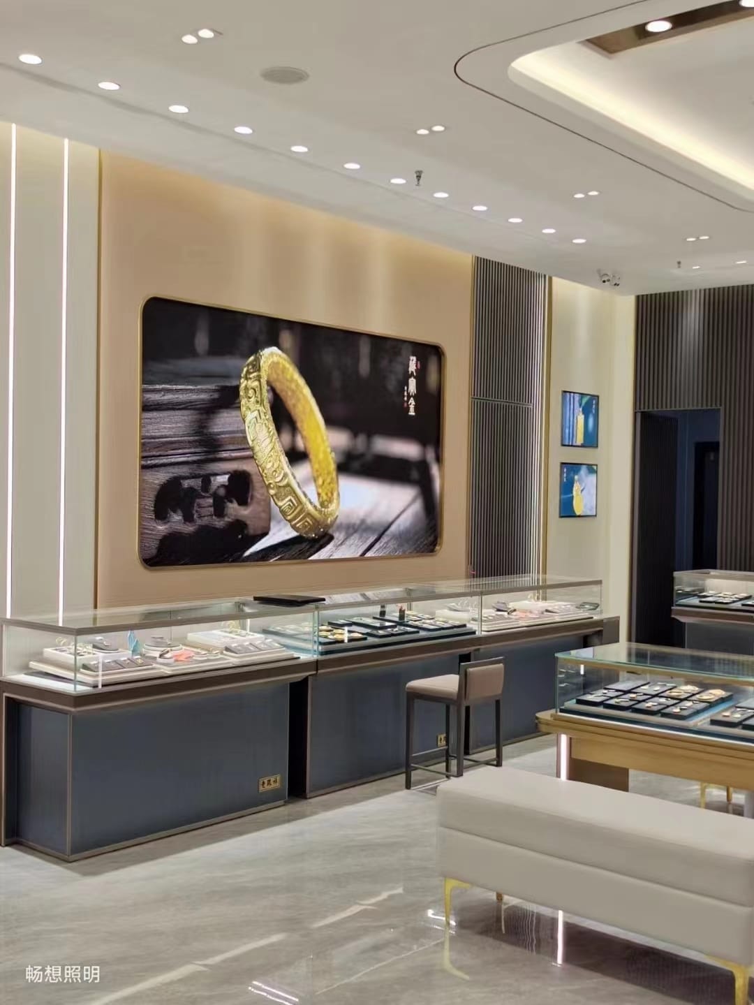 The case of Laofengxiang Jewelry Lighting in Xinxiang, Henan Province