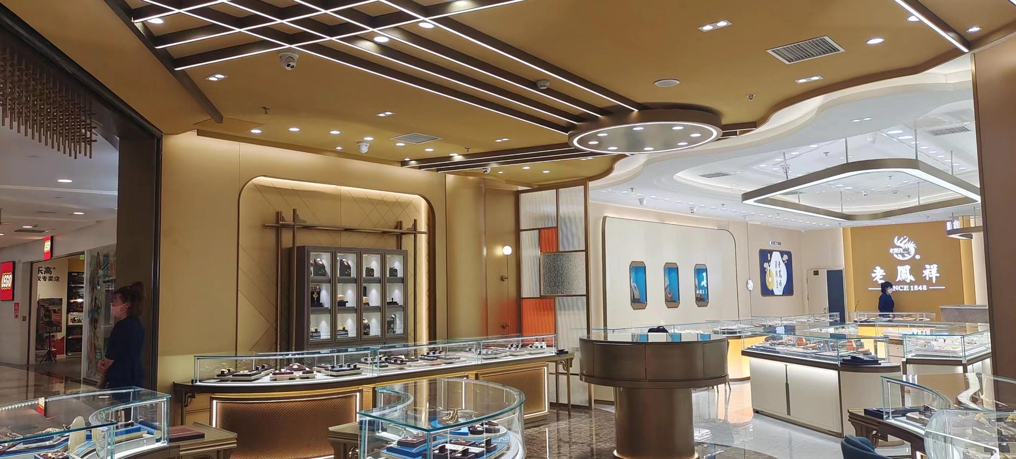 Jewelry lighting, commercial lighting,LED lighting solutions, jewelry store lighting design, high-end store lighting, green lighting, intelligent lighting systems, Hefei lighting companies, Laofengxiang lighting cases, jewelry display lighting, lighting solutions, professional jewelry lighting, lighting upgrade cases, energy-saving lighting, commercial space lighting