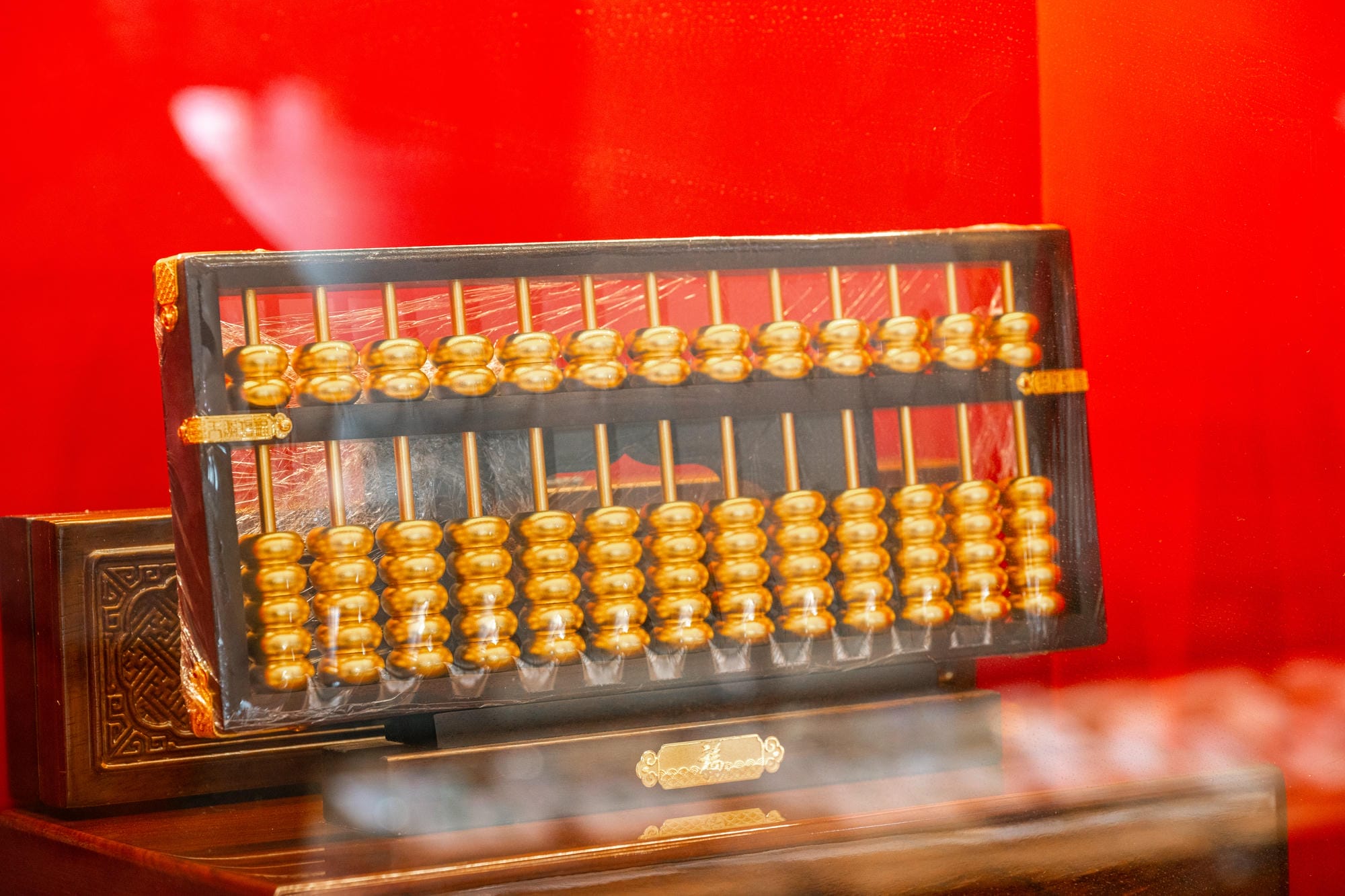 The China Gold and Jewelry Lighting Case in Nanchang International Jewelry City, Jiangxi Province