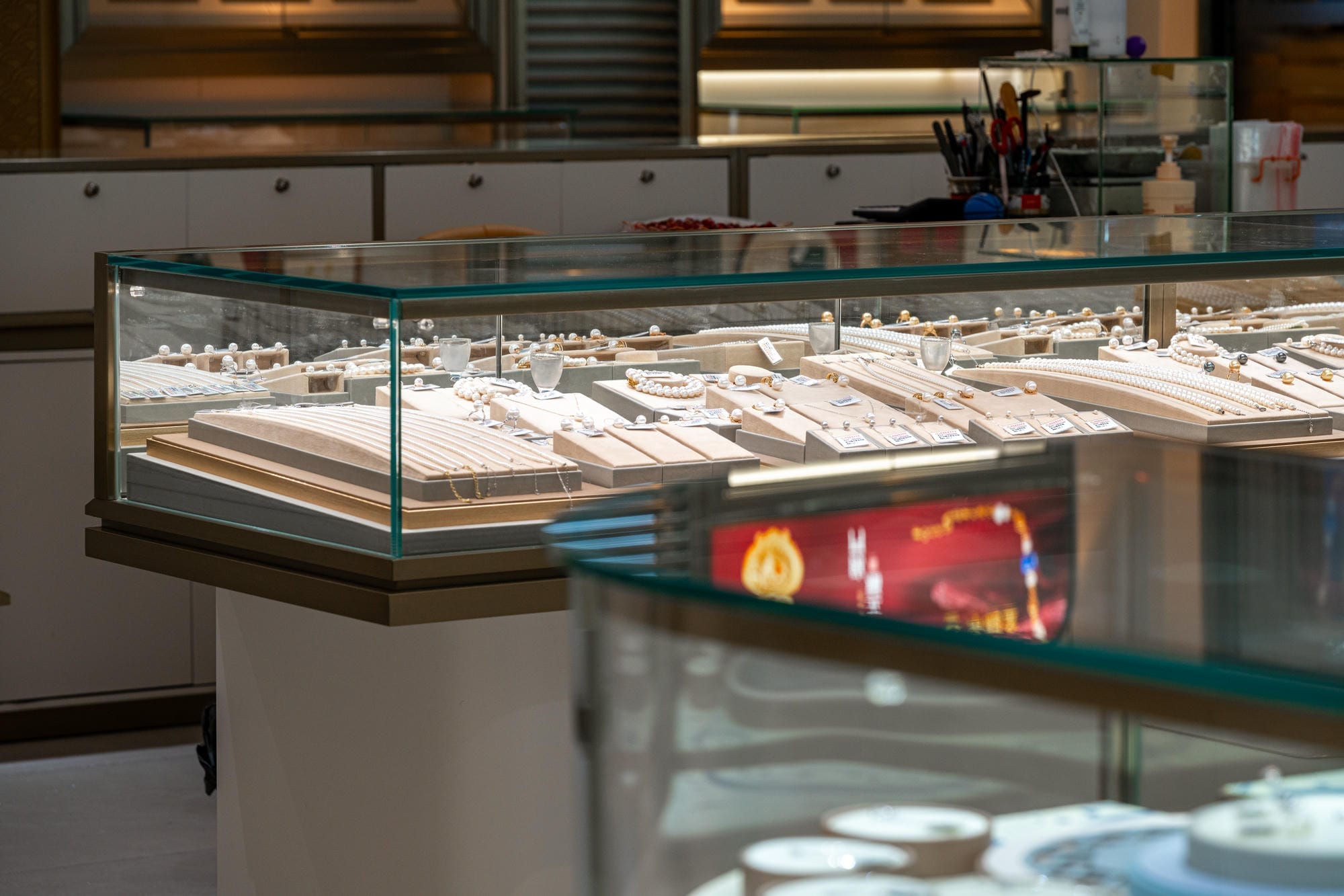 The China Gold and Jewelry Lighting Case in Nanchang International Jewelry City, Jiangxi Province