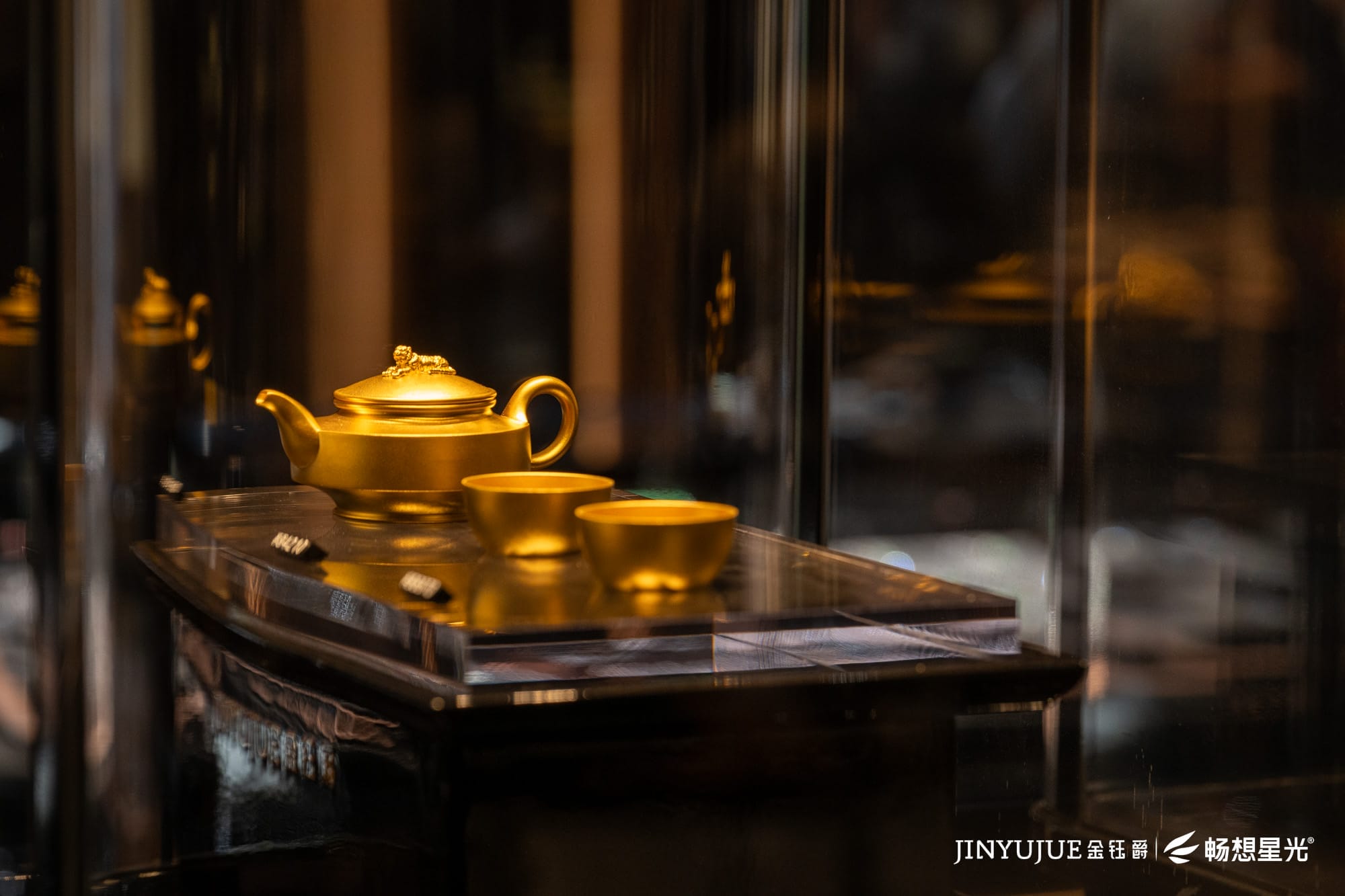 Jinyujue Jewelry Lighting Case: Reconstructing the Aesthetic Experience of High-end Jewelry with Light and Shadow Technology