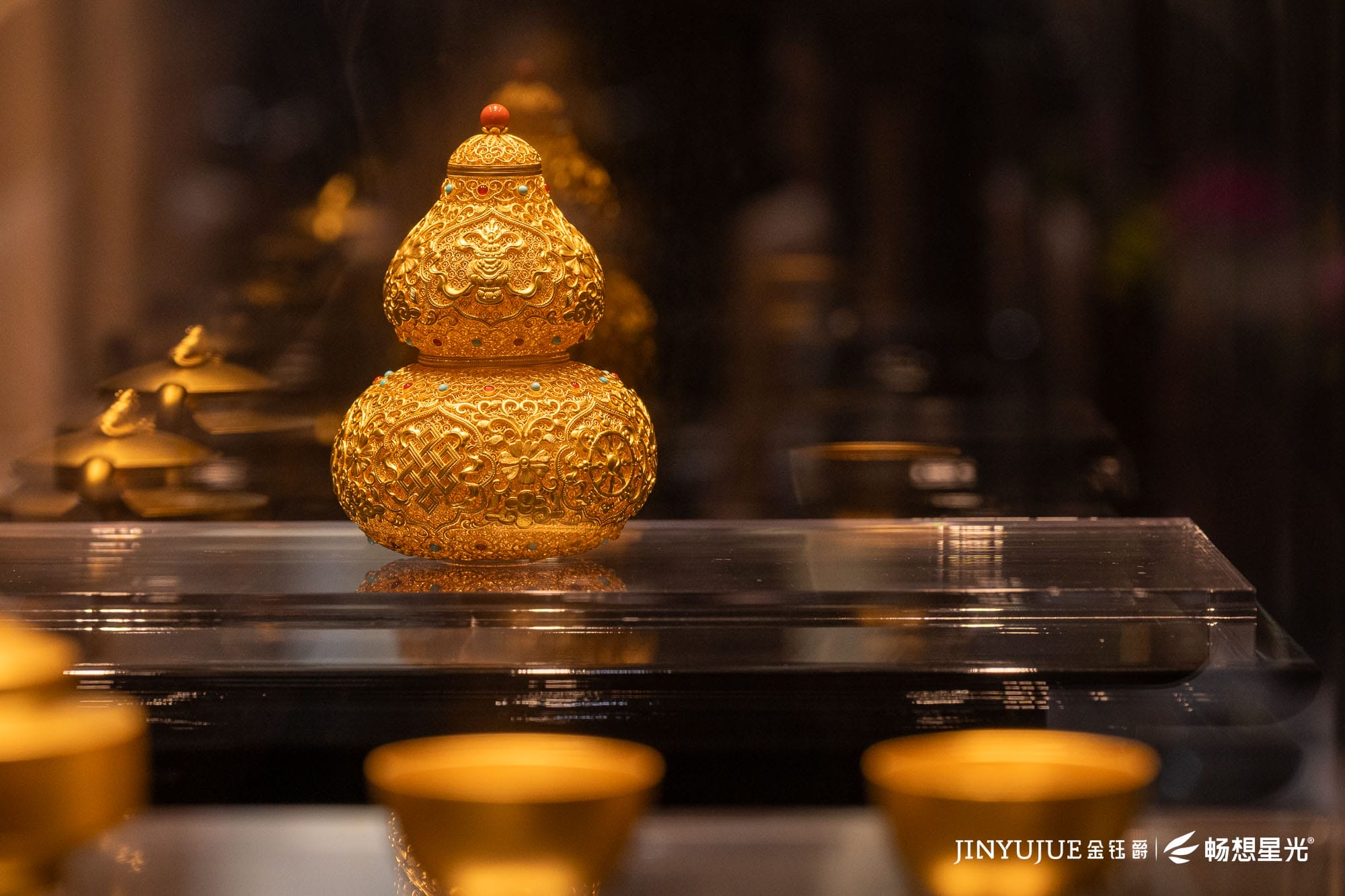 Jinyujue Jewelry Lighting Case: Reconstructing the Aesthetic Experience of High-end Jewelry with Light and Shadow Technology