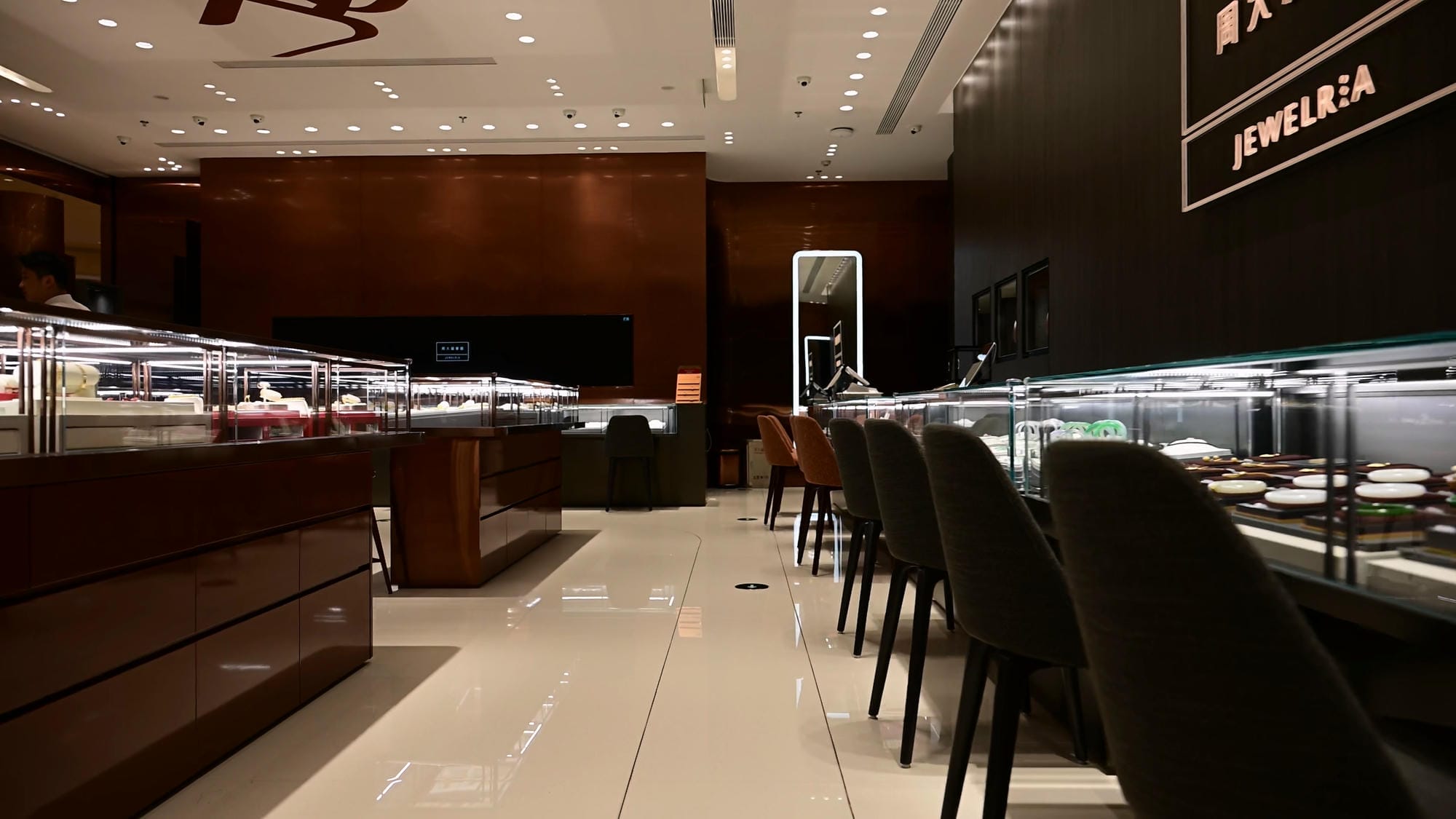 Jewelry lighting Case of Chow Tai Fook Plaza 2.0 in Hefei Mixc