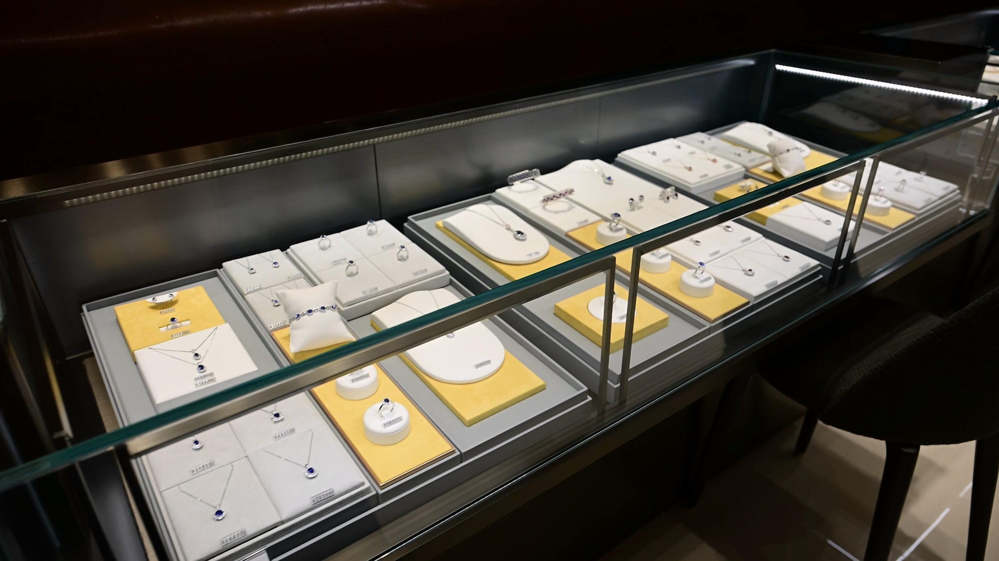 Jewelry lighting Case of Chow Tai Fook Plaza 2.0 in Hefei Mixc