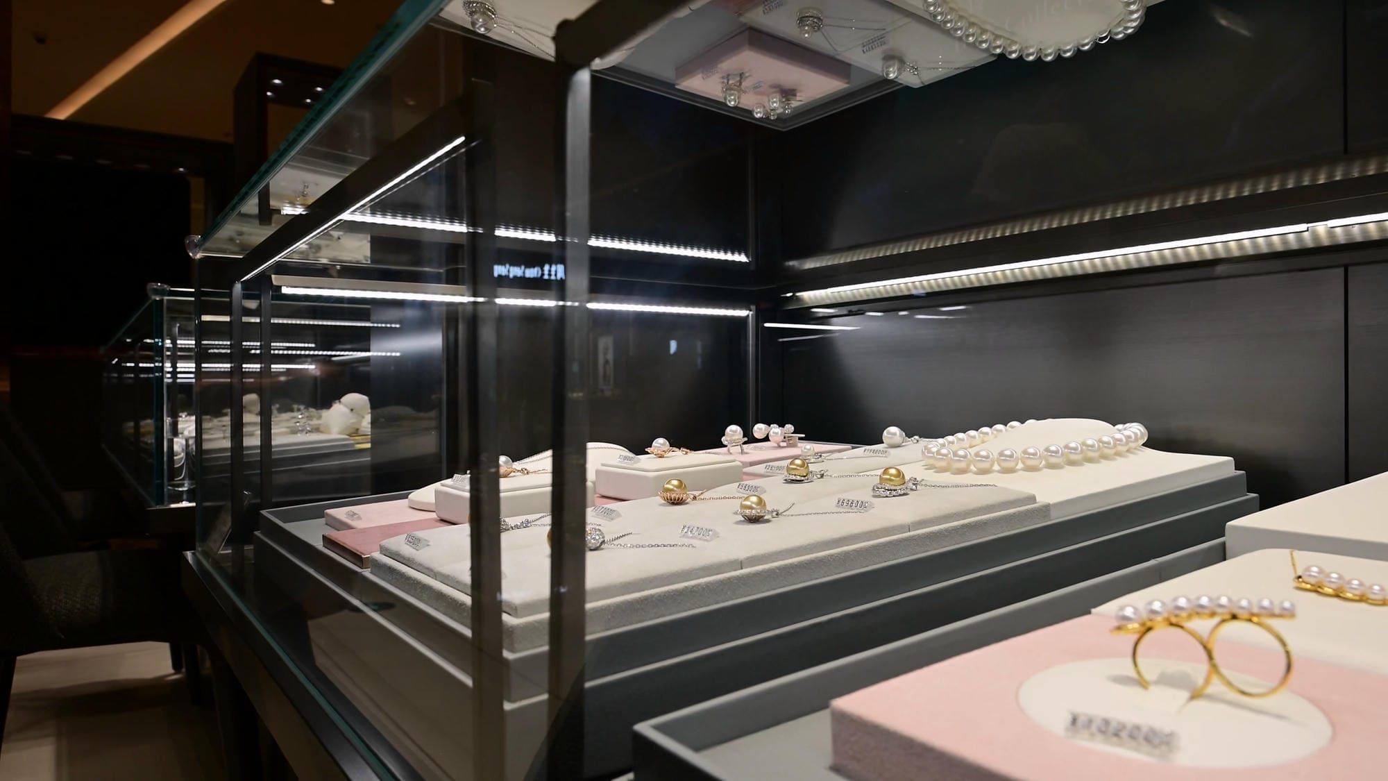 Jewelry lighting Case of Chow Tai Fook Plaza 2.0 in Hefei Mixc